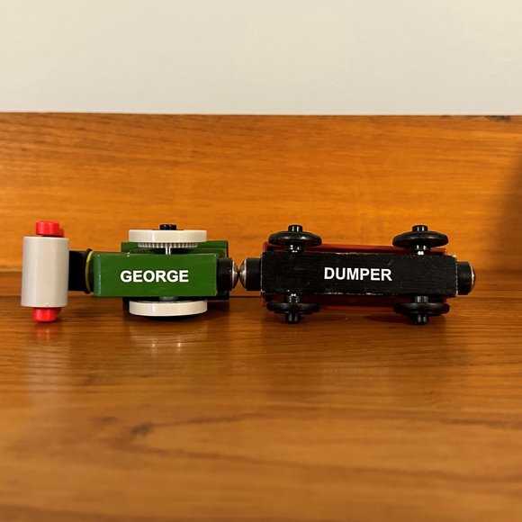 Thomas The Tank Engine GEORGE STEAMER & DUMPER - Picture 11 of 11